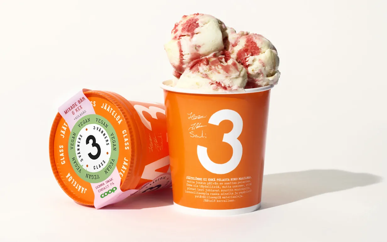 Två förpackningar vegansk glass från 3vänner