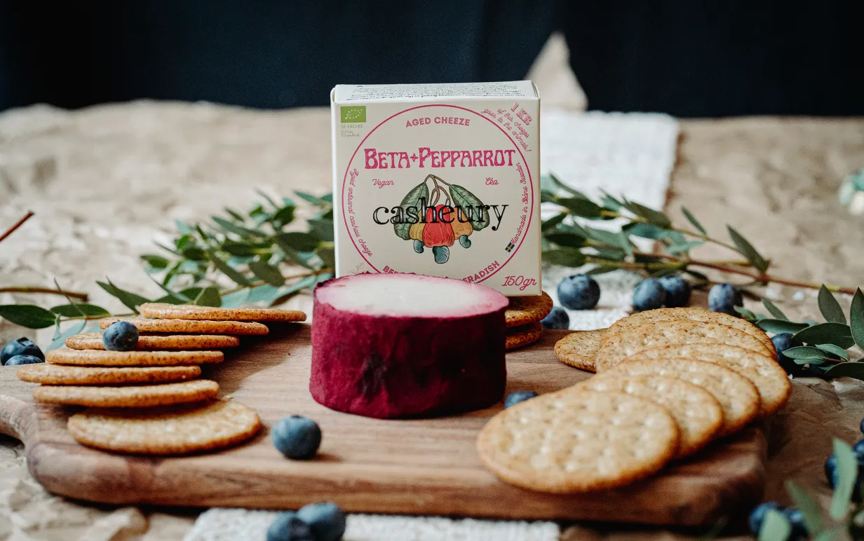 Vegansk ost Beta Pepparrot från Casheury