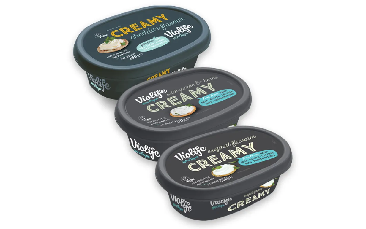 Tre veganska spreads uppradade mot en vit bakgrund