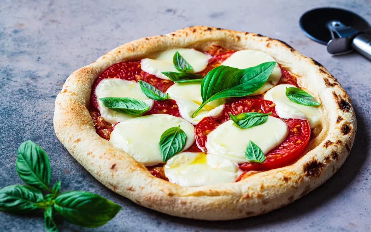 Pizza med cashwe mozarella