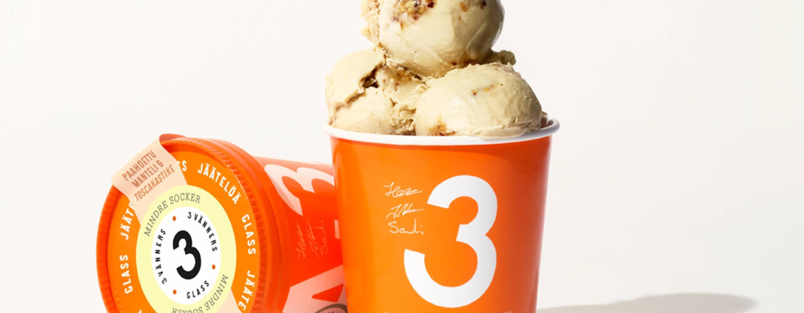 Två glassförpackningar från Tre vänner