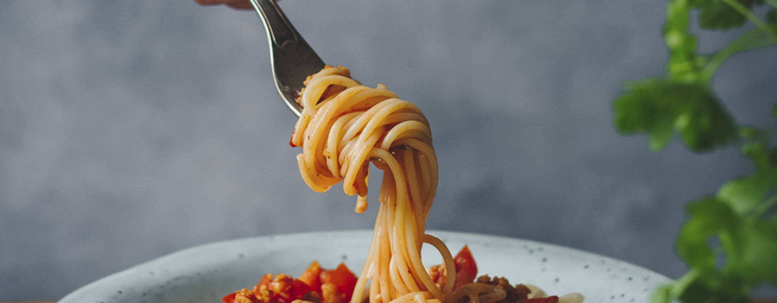 Pastatallrik med vegansk bolognese