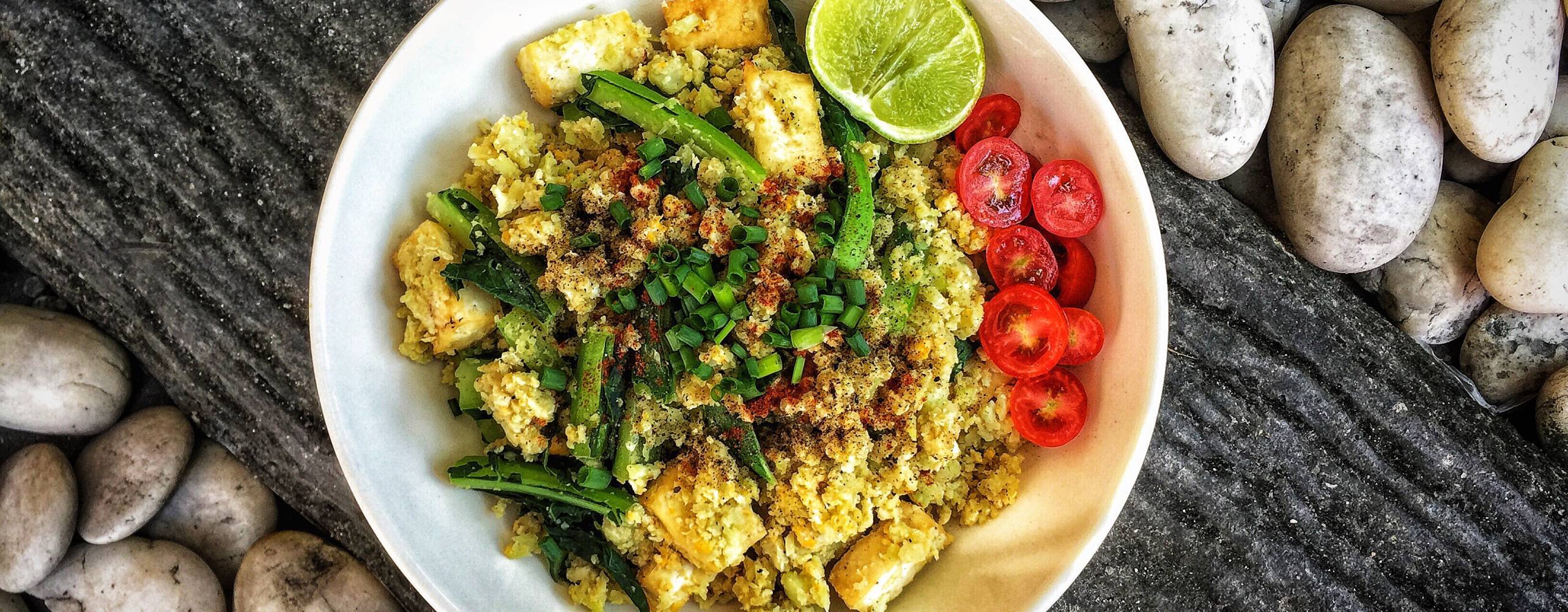 Stek blomkålsris med tofu, veganskt