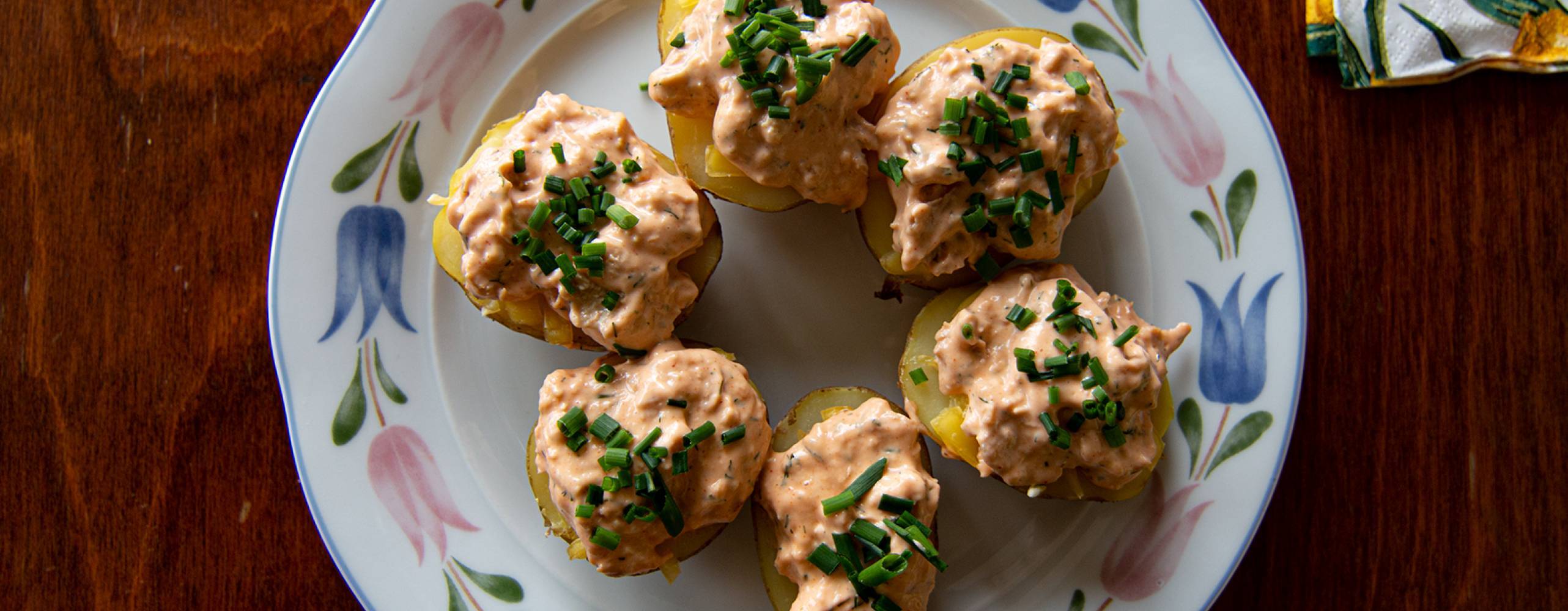 Färskpotatis med vegansk laxröra