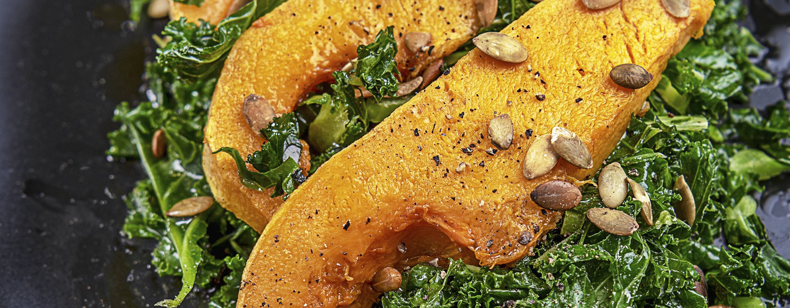 Grönkålssallad med pumpa