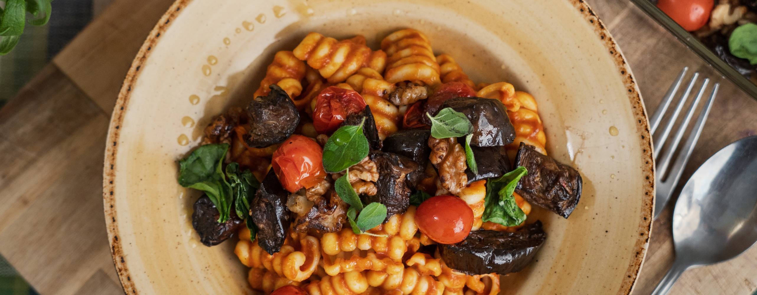 Balsamico-aubergine &amp; valnötsragu